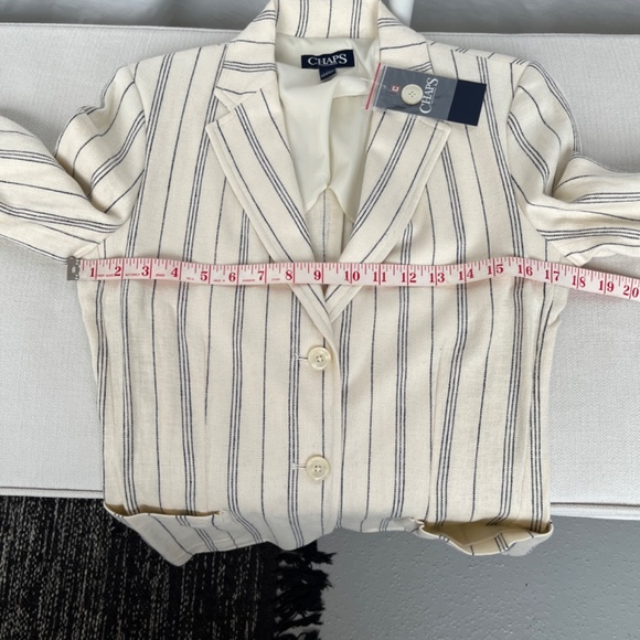 Chaps (NWT) (4) linen-blend, cream & navy, 2-button. - Picture 13 of 16